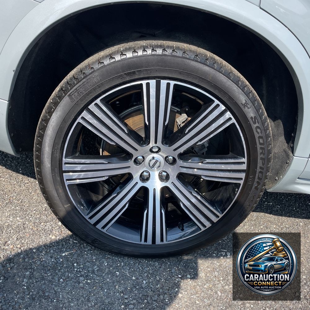 2024 Volvo XC90 T8 - Ultimate PHEV