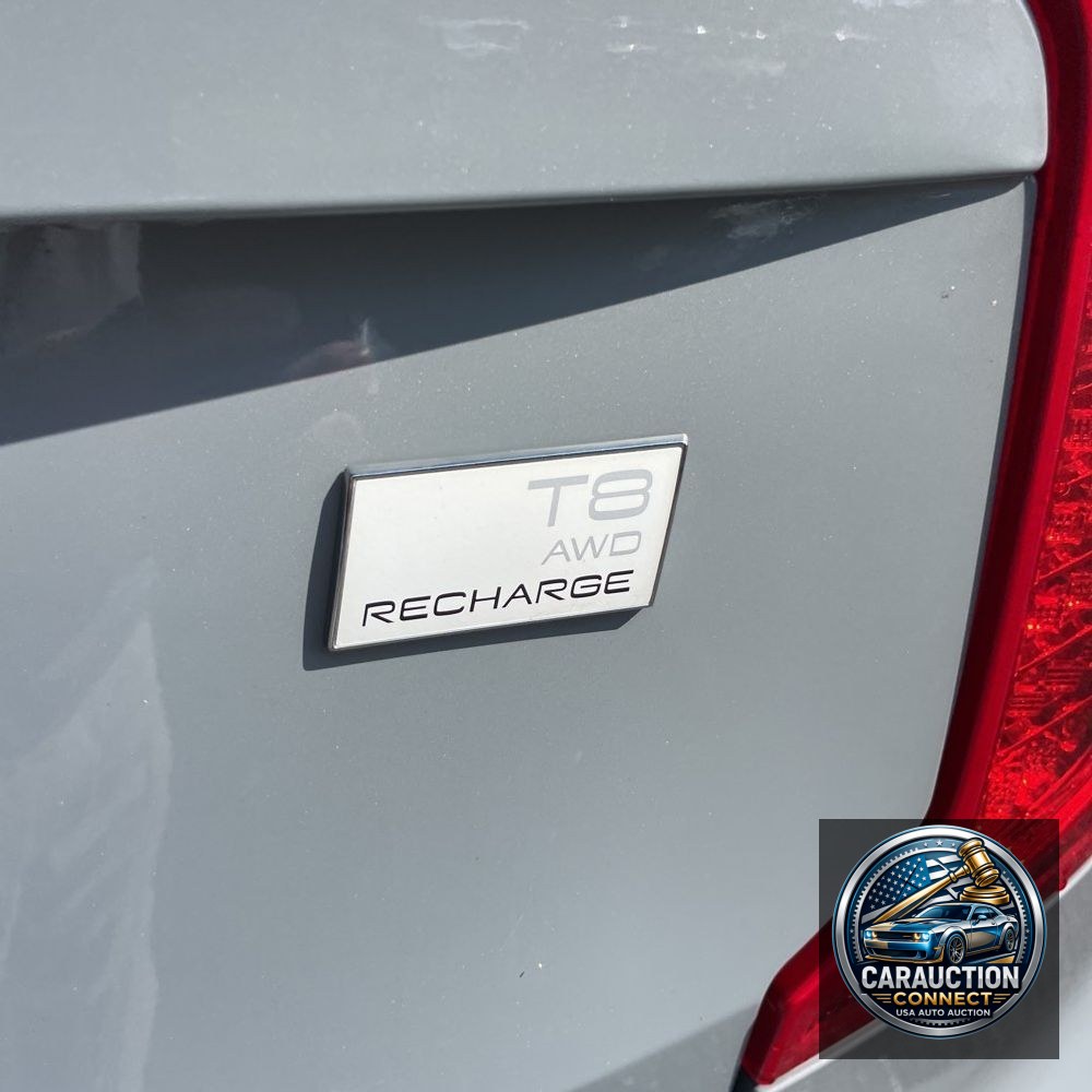 2024 Volvo XC90 T8 - Ultimate PHEV