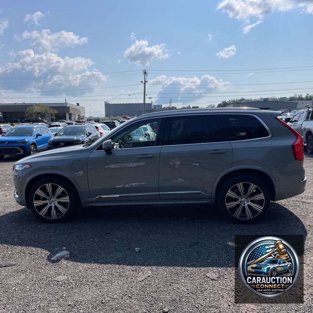 2024 Volvo XC90 T8 - Ultimate PHEV
