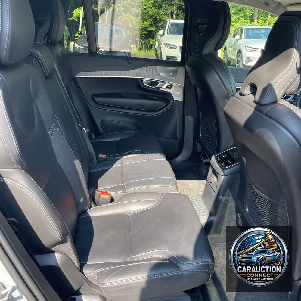 2024 Volvo XC90 T8 - Ultimate PHEV