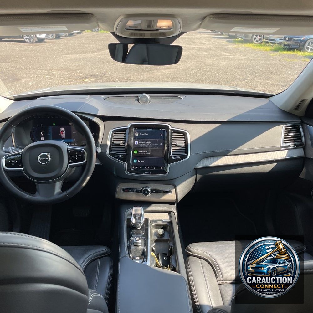 2024 Volvo XC90 T8 - Ultimate PHEV