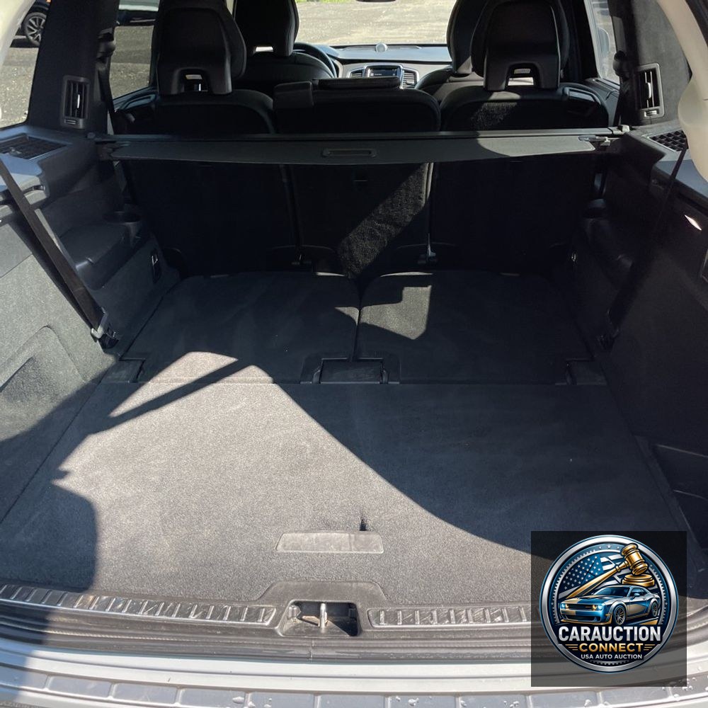 2024 Volvo XC90 T8 - Ultimate PHEV
