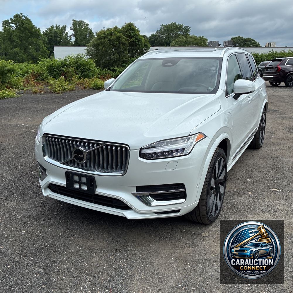 2024 Volvo XC90 T8 - Ultimate PHEV
