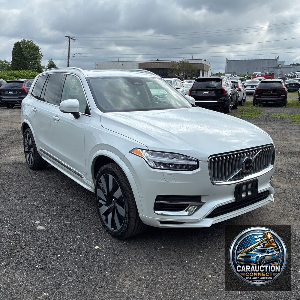 2024 Volvo XC90 T8 - Ultimate PHEV