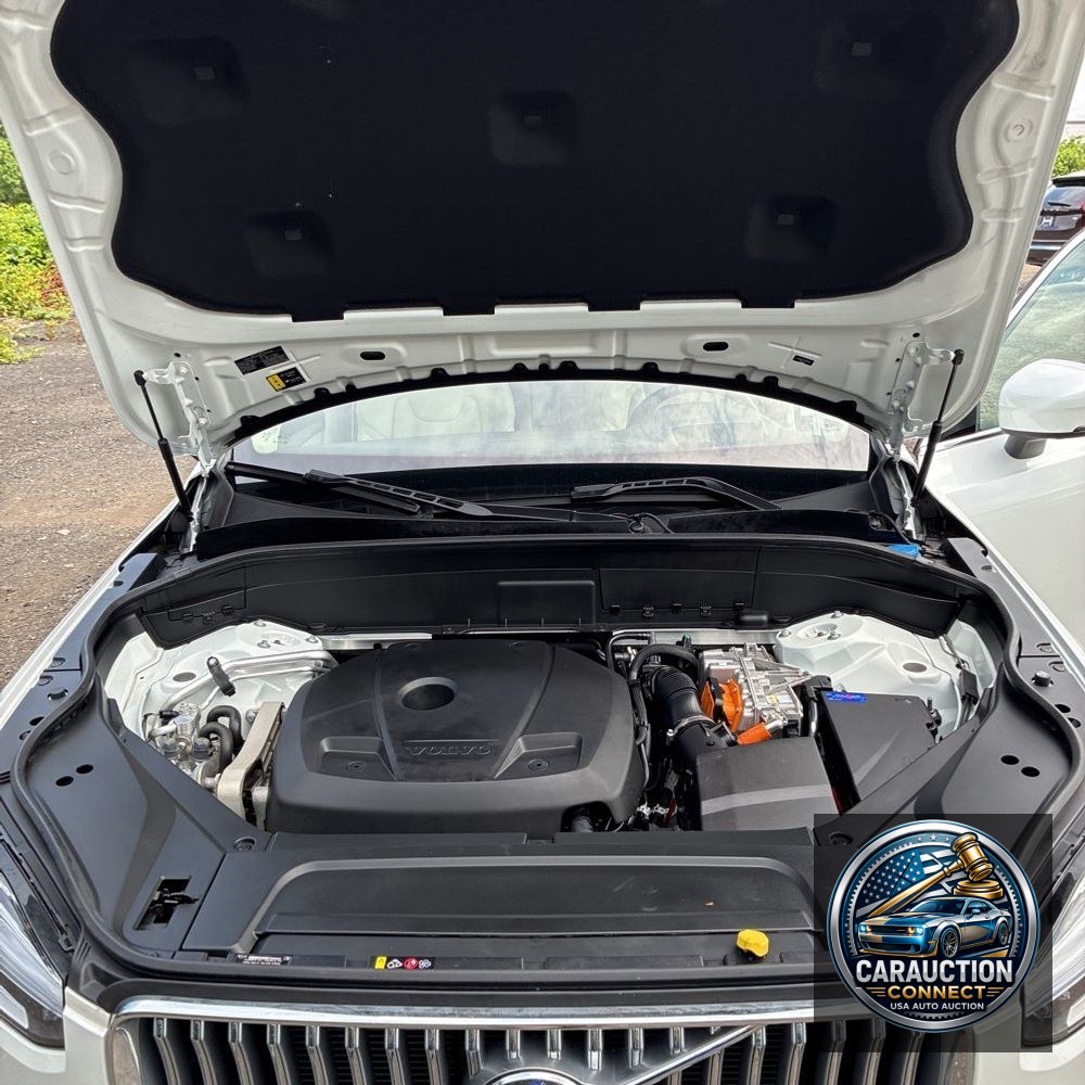 2024 Volvo XC90 T8 - Ultimate PHEV