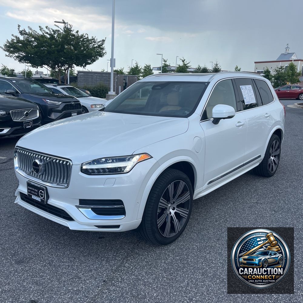 2024 Volvo XC90 T8 - Ultimate PHEV