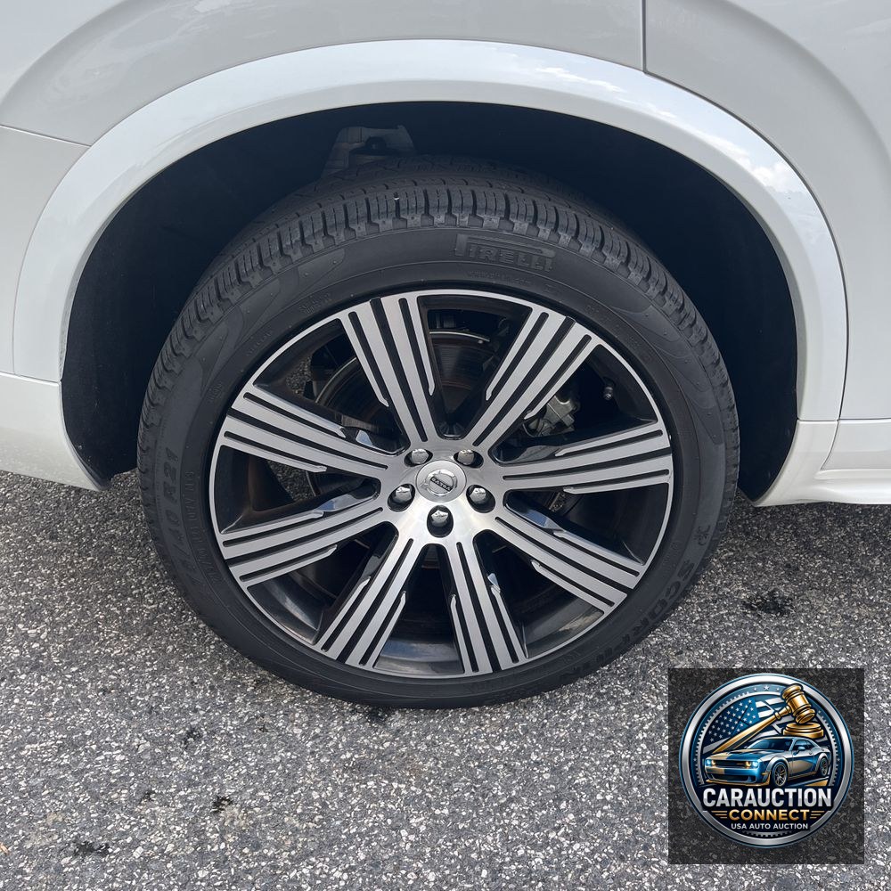 2024 Volvo XC90 T8 - Ultimate PHEV