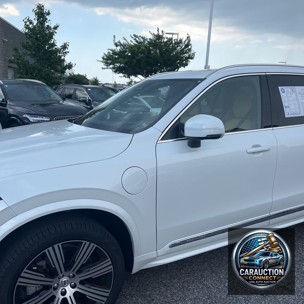2024 Volvo XC90 T8 - Ultimate PHEV