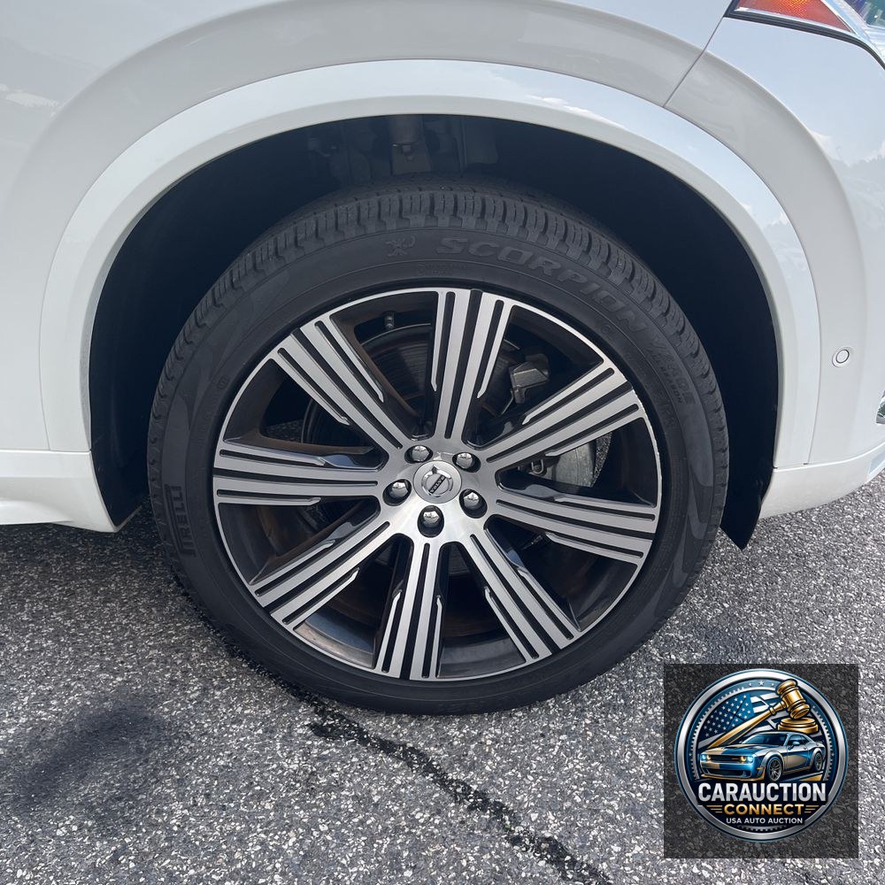 2024 Volvo XC90 T8 - Ultimate PHEV