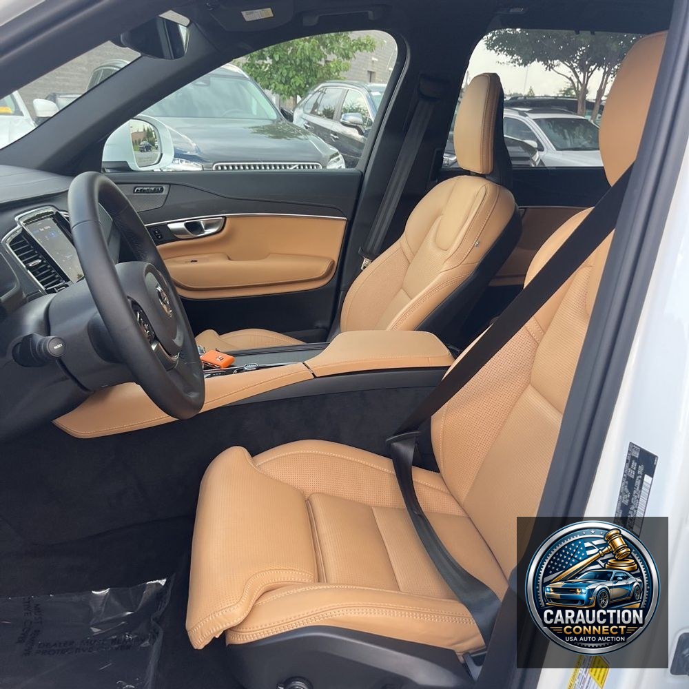 2024 Volvo XC90 T8 - Ultimate PHEV