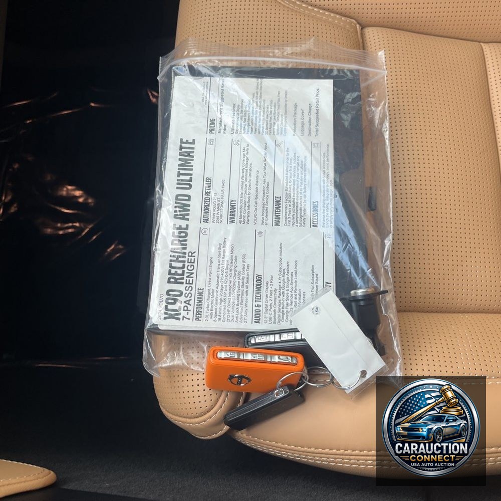 2024 Volvo XC90 T8 - Ultimate PHEV