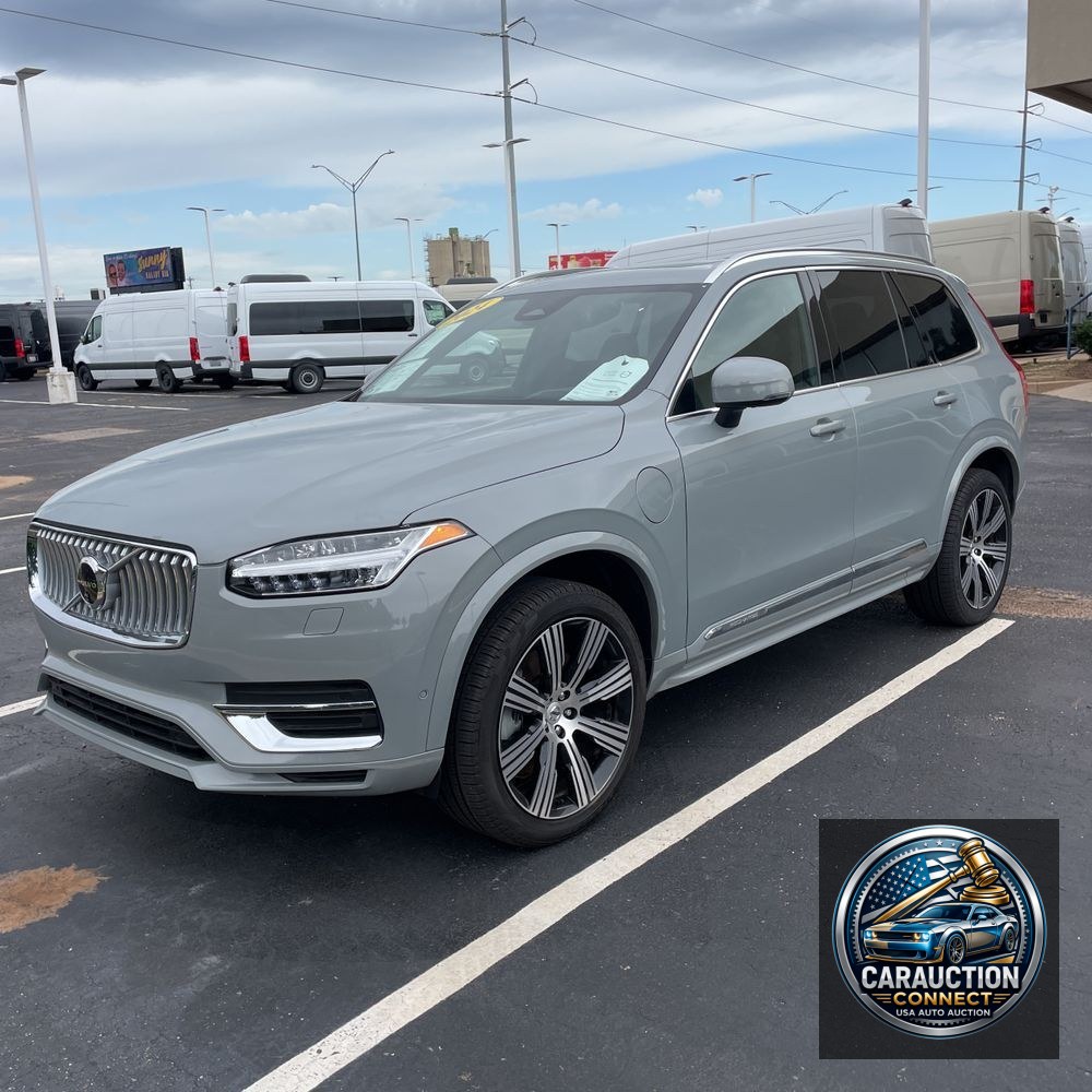 2024 Volvo XC90 T8 - Ultimate PHEV