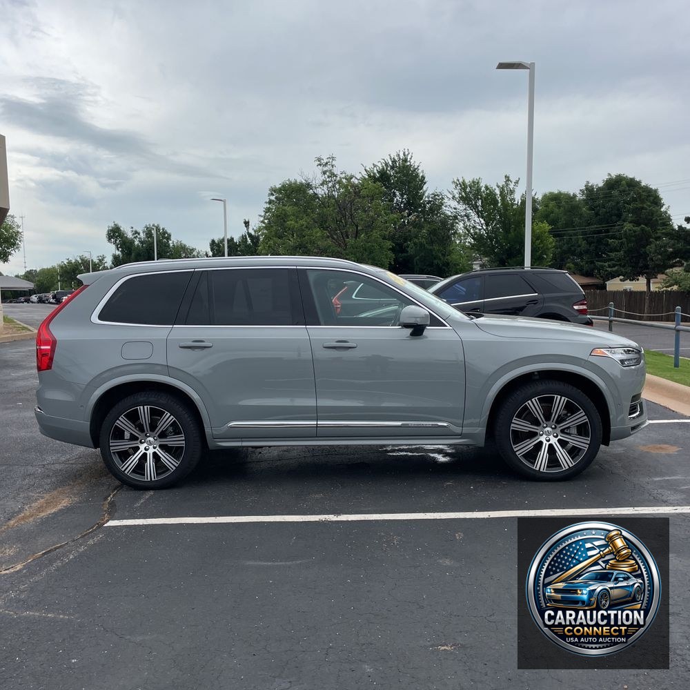 2024 Volvo XC90 T8 - Ultimate PHEV