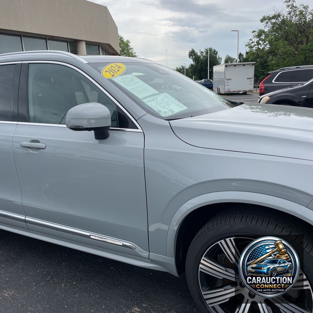 2024 Volvo XC90 T8 - Ultimate PHEV