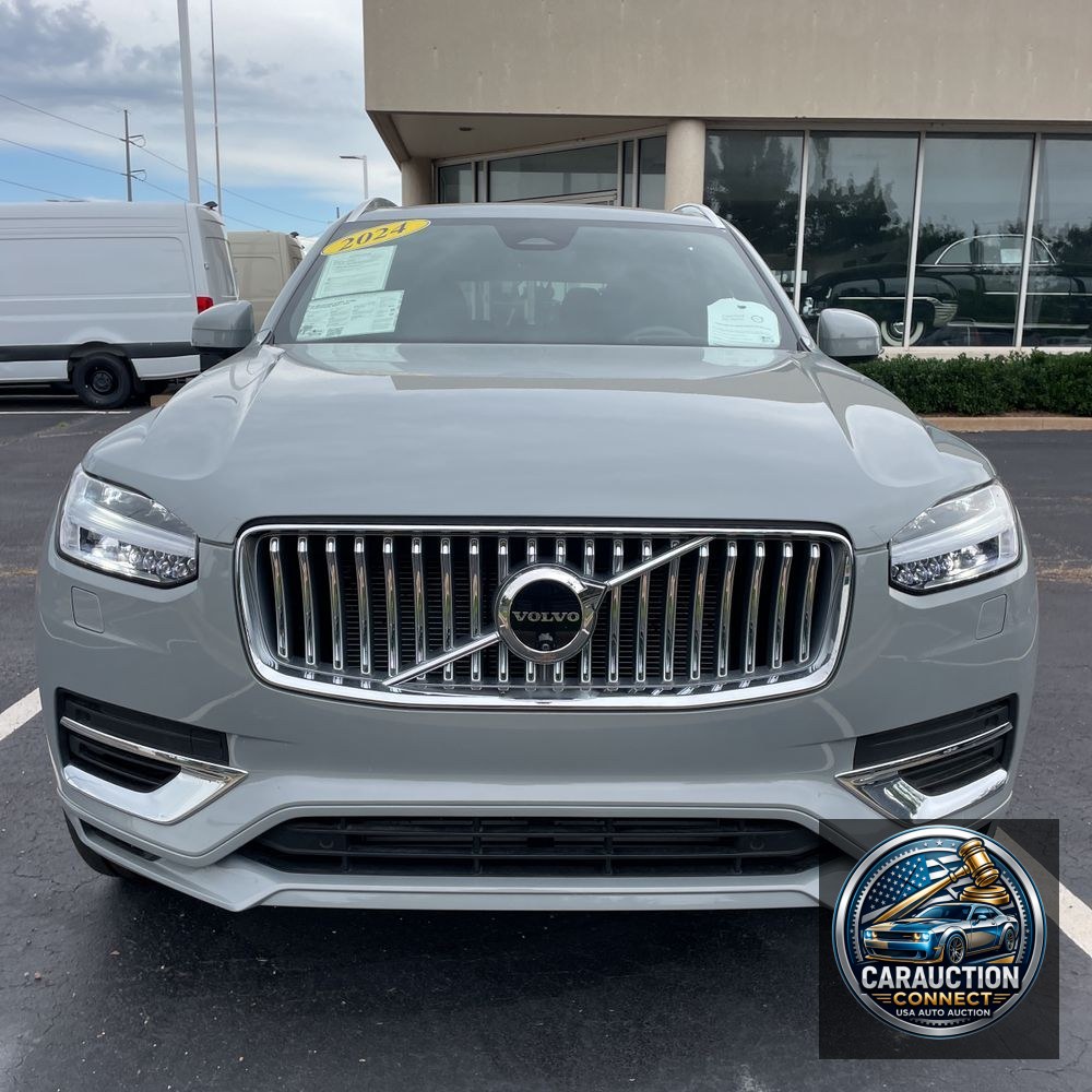 2024 Volvo XC90 T8 - Ultimate PHEV