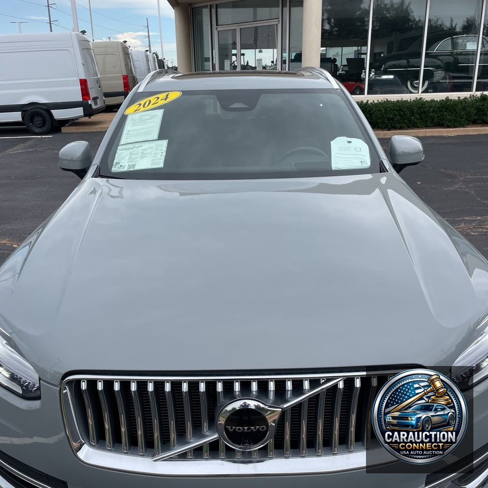 2024 Volvo XC90 T8 - Ultimate PHEV