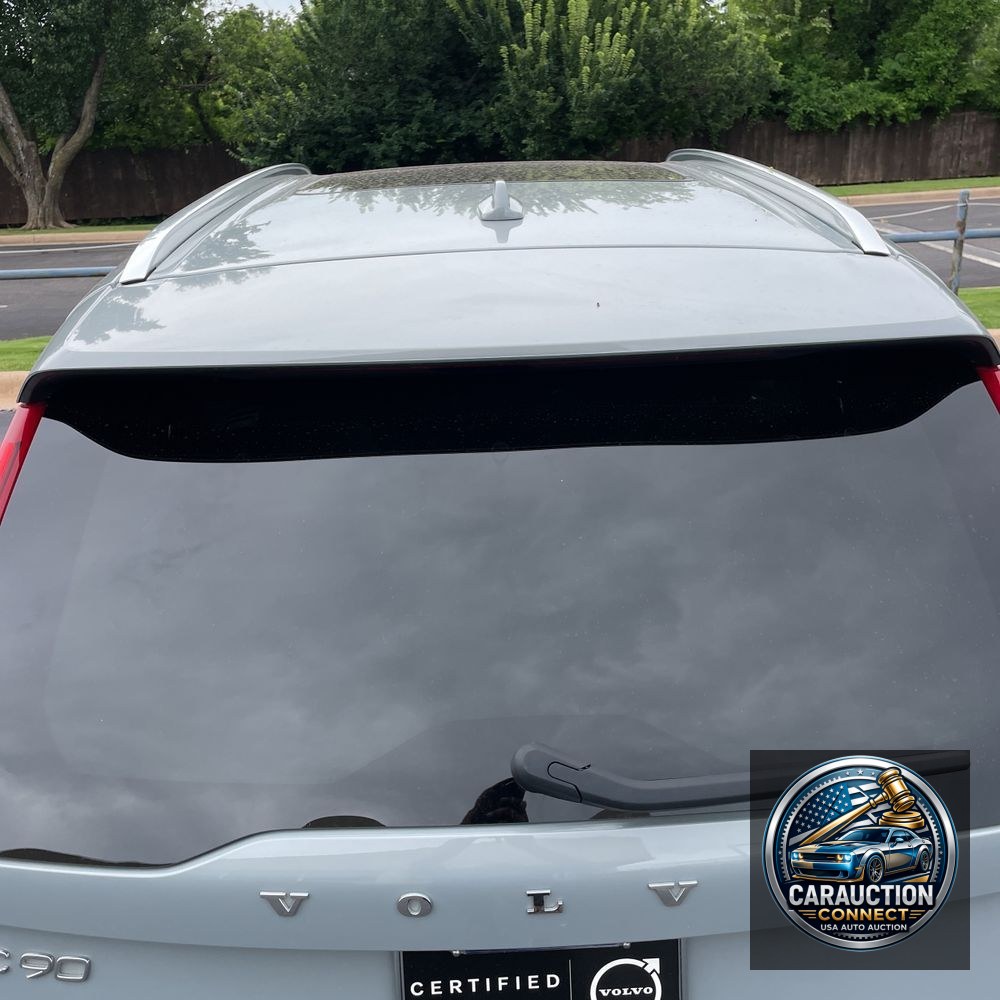 2024 Volvo XC90 T8 - Ultimate PHEV
