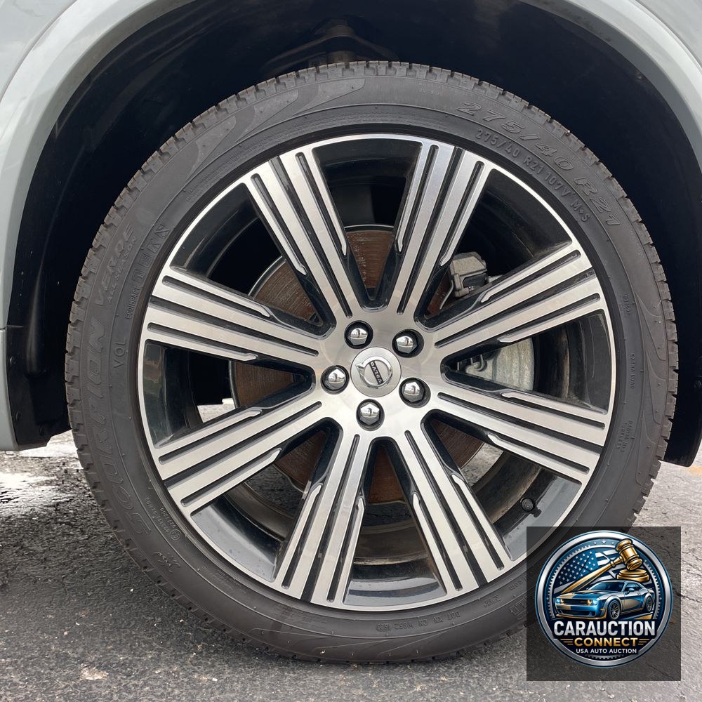 2024 Volvo XC90 T8 - Ultimate PHEV