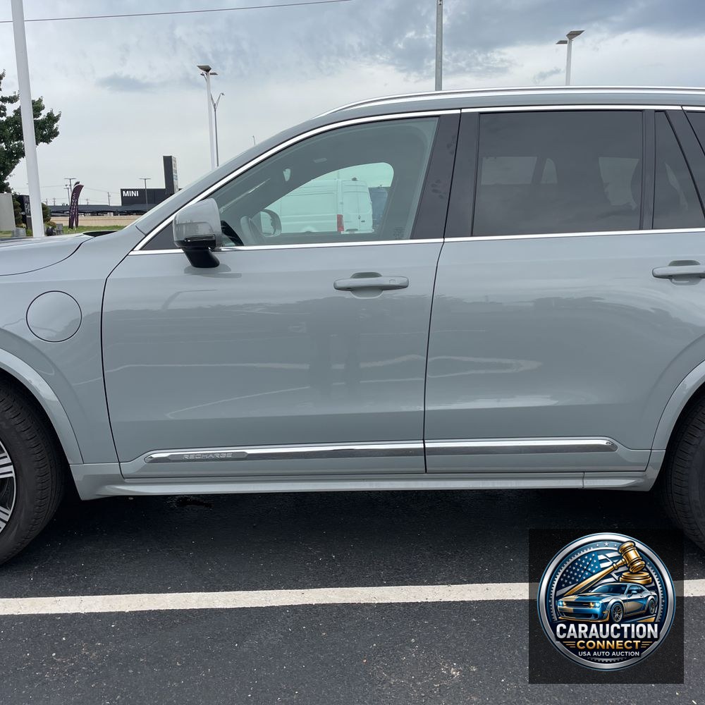 2024 Volvo XC90 T8 - Ultimate PHEV