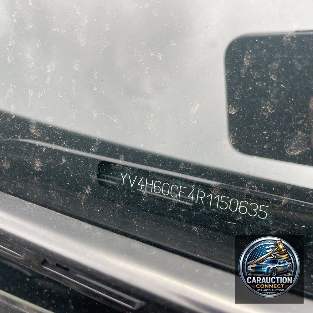 2024 Volvo XC90 T8 - Ultimate PHEV