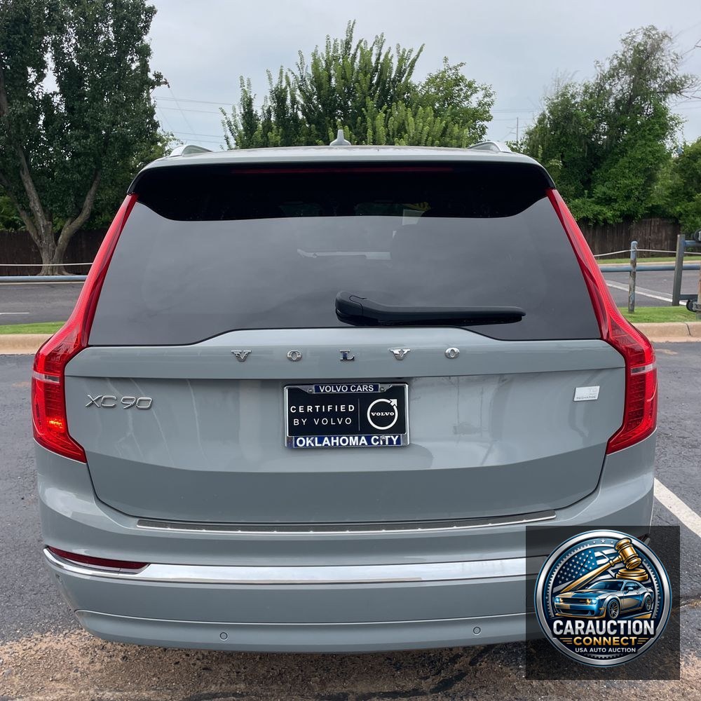 2024 Volvo XC90 T8 - Ultimate PHEV