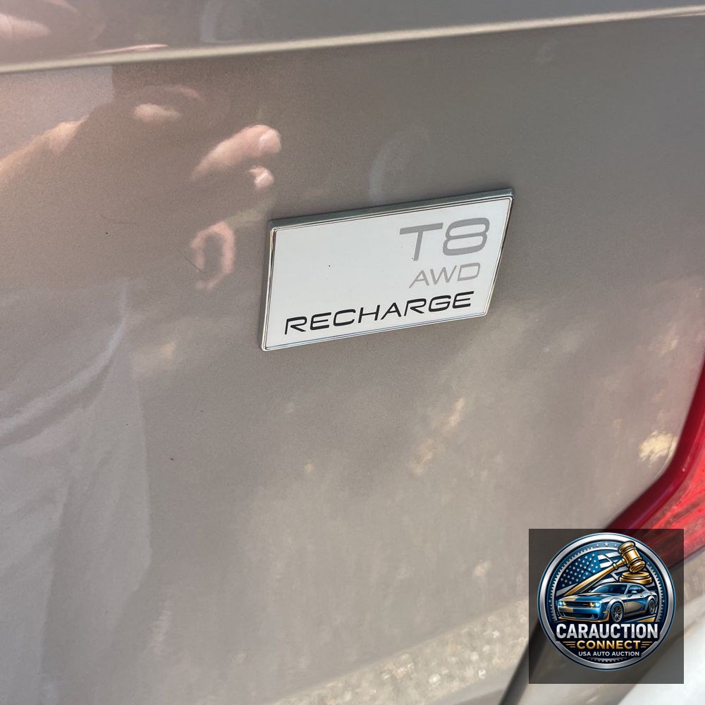 2024 Volvo XC90 T8 - Ultimate PHEV