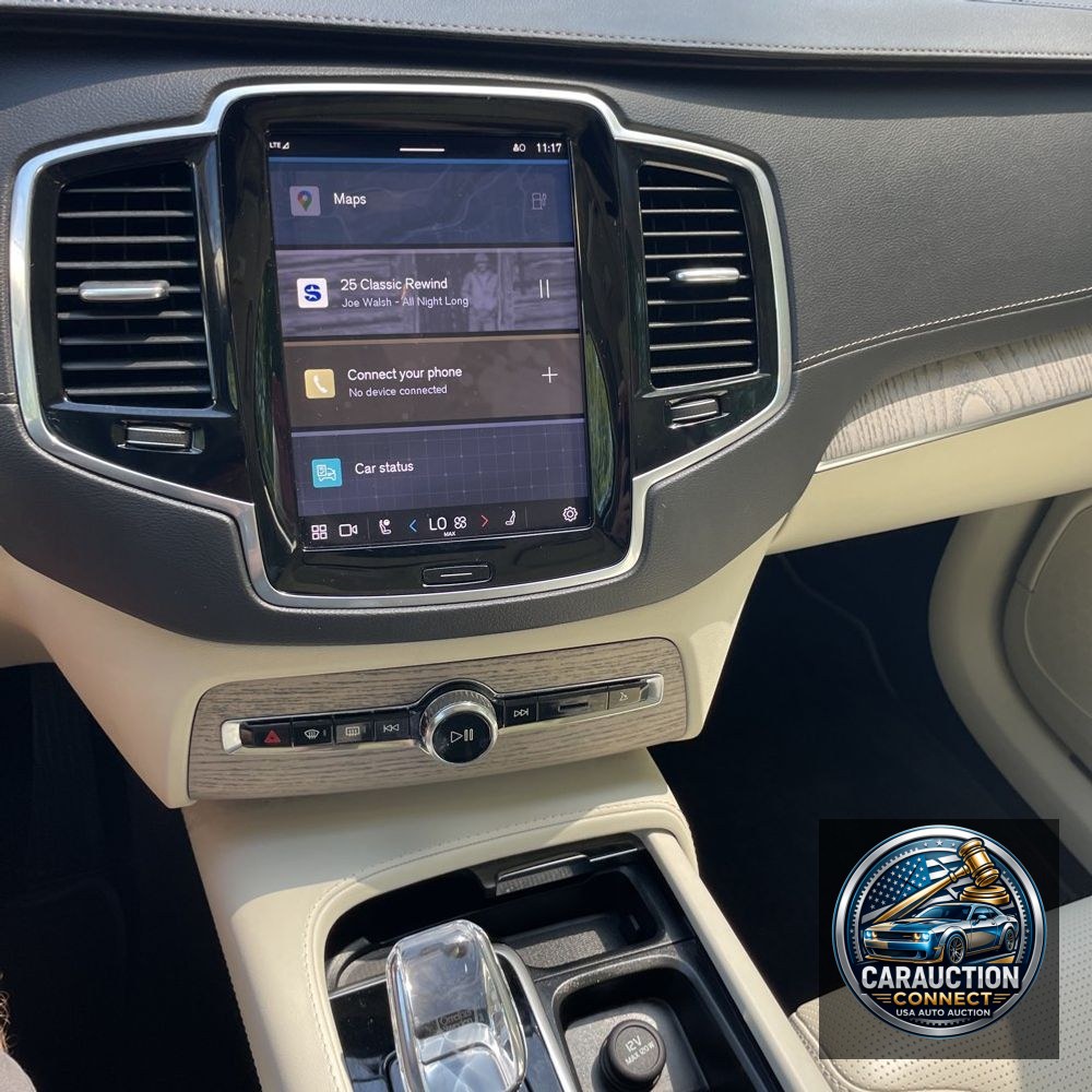 2024 Volvo XC90 T8 - Ultimate PHEV