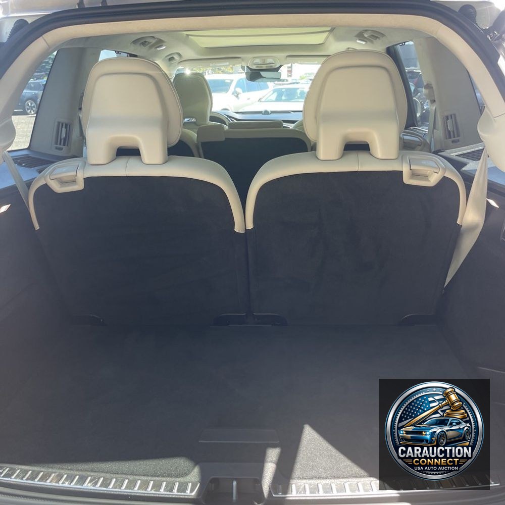 2024 Volvo XC90 T8 - Ultimate PHEV
