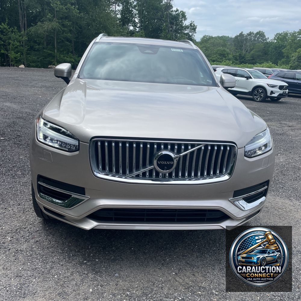 2024 Volvo XC90 T8 - Ultimate PHEV