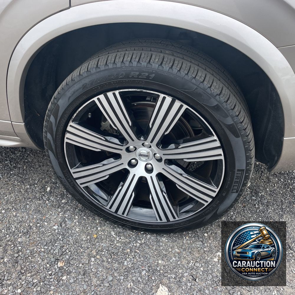 2024 Volvo XC90 T8 - Ultimate PHEV