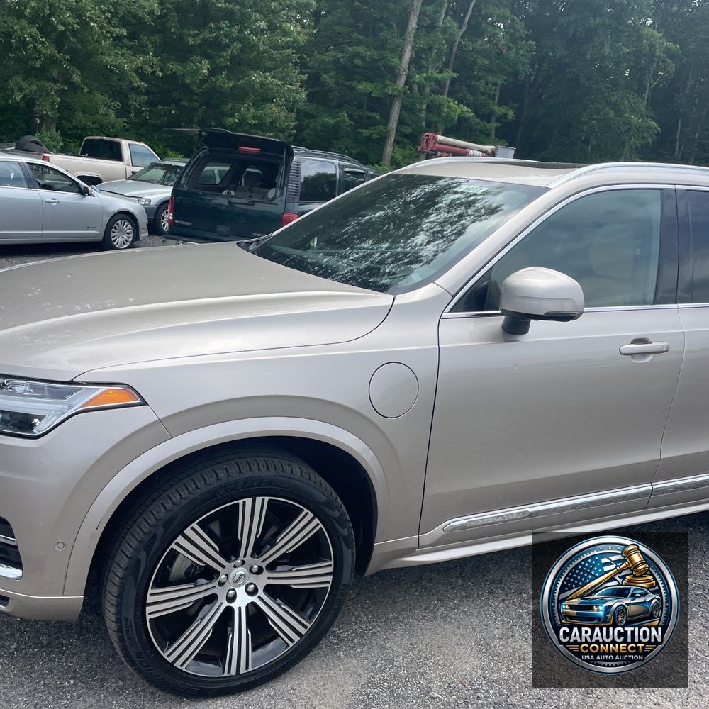 2024 Volvo XC90 T8 - Ultimate PHEV