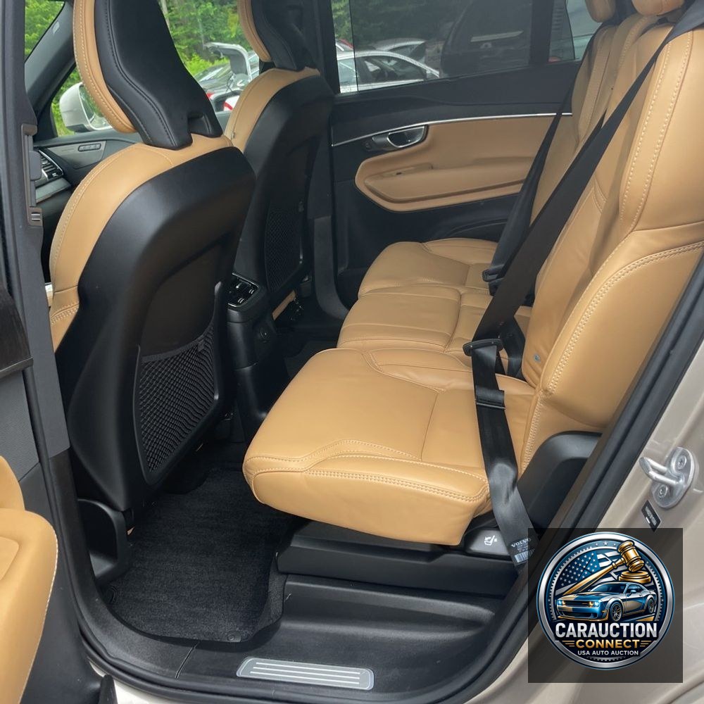 2024 Volvo XC90 T8 - Ultimate PHEV