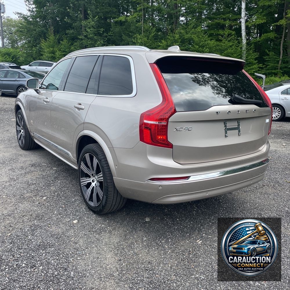 2024 Volvo XC90 T8 - Ultimate PHEV