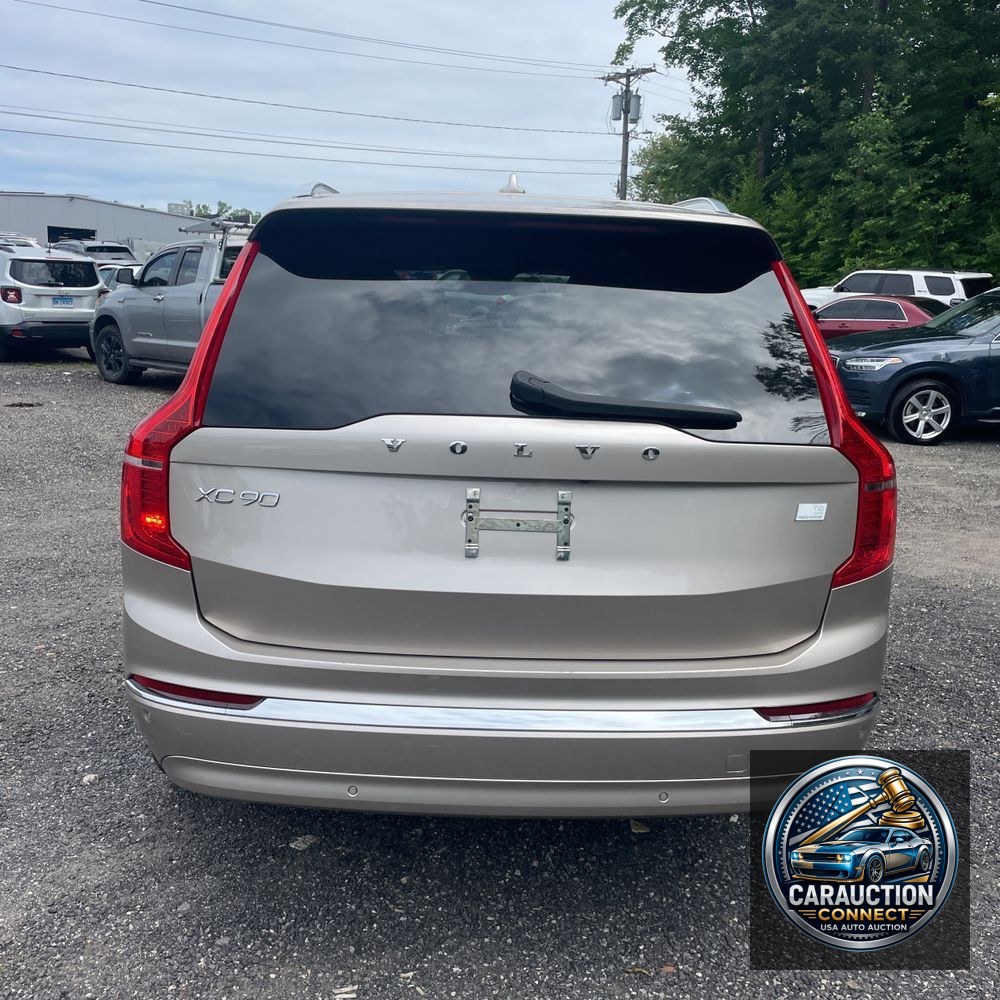 2024 Volvo XC90 T8 - Ultimate PHEV