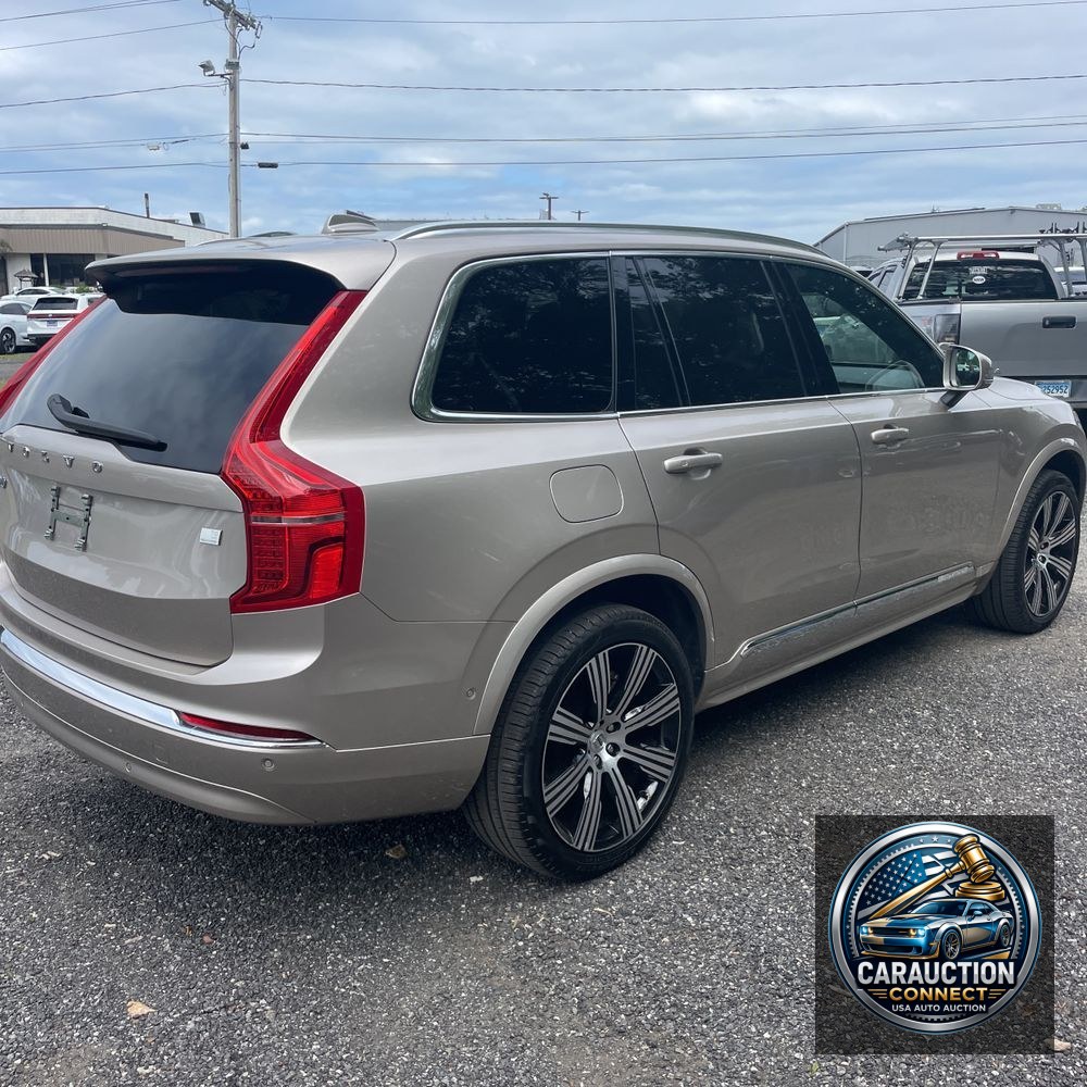 2024 Volvo XC90 T8 - Ultimate PHEV