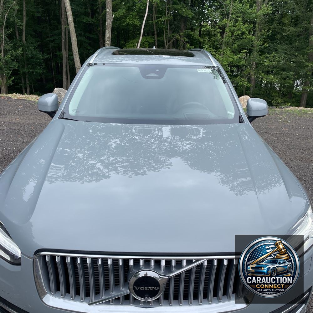 2024 Volvo XC90 T8 - Ultimate PHEV