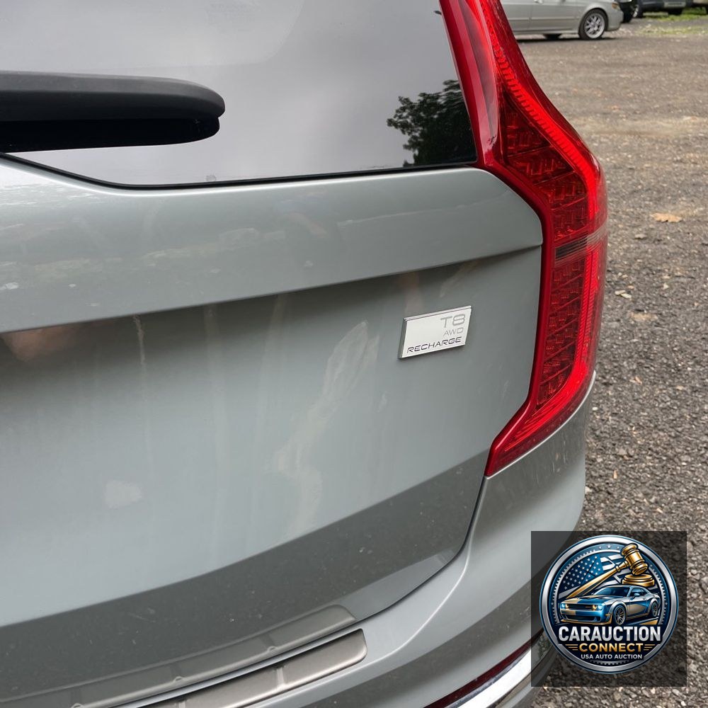 2024 Volvo XC90 T8 - Ultimate PHEV