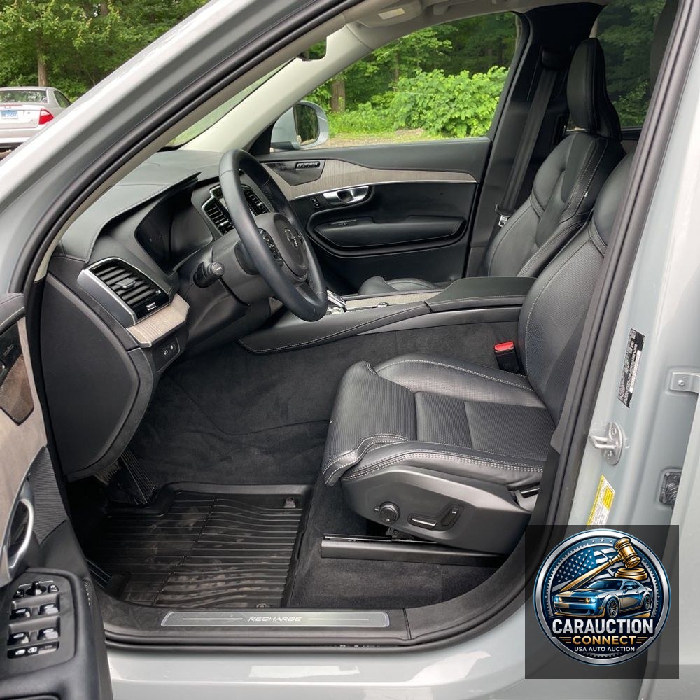 2024 Volvo XC90 T8 - Ultimate PHEV