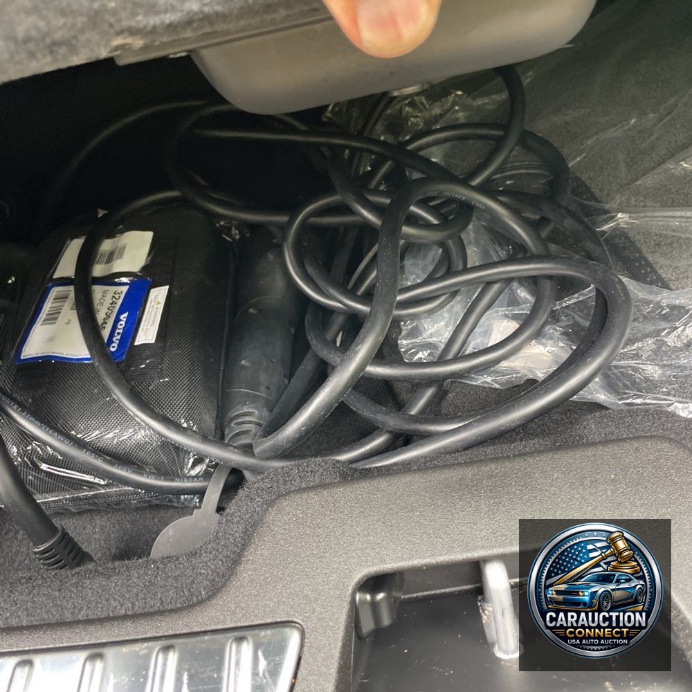 2024 Volvo XC90 T8 - Ultimate PHEV