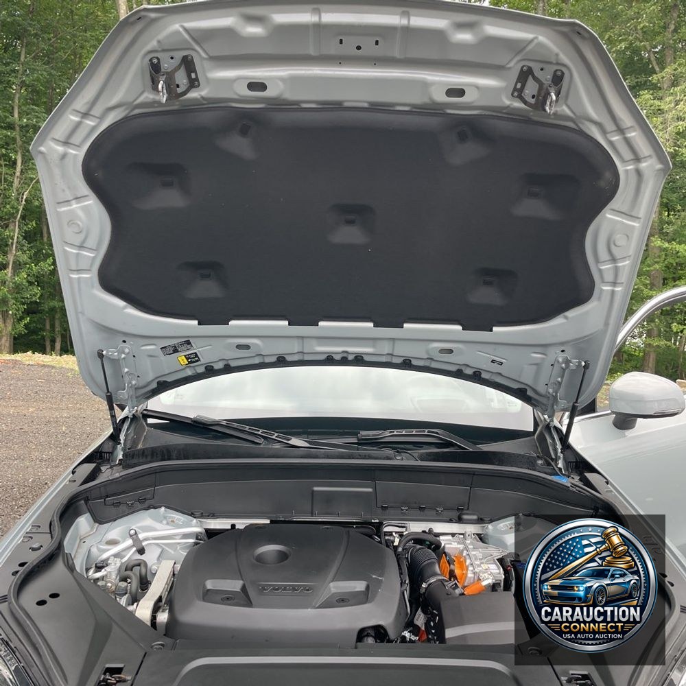 2024 Volvo XC90 T8 - Ultimate PHEV