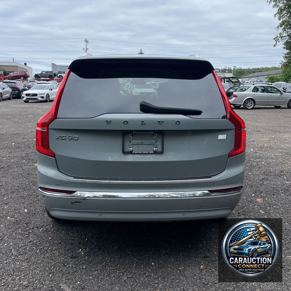 2024 Volvo XC90 T8 - Ultimate PHEV