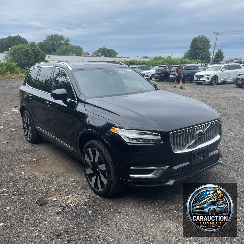 2024 Volvo XC90 T8 - Ultimate PHEV