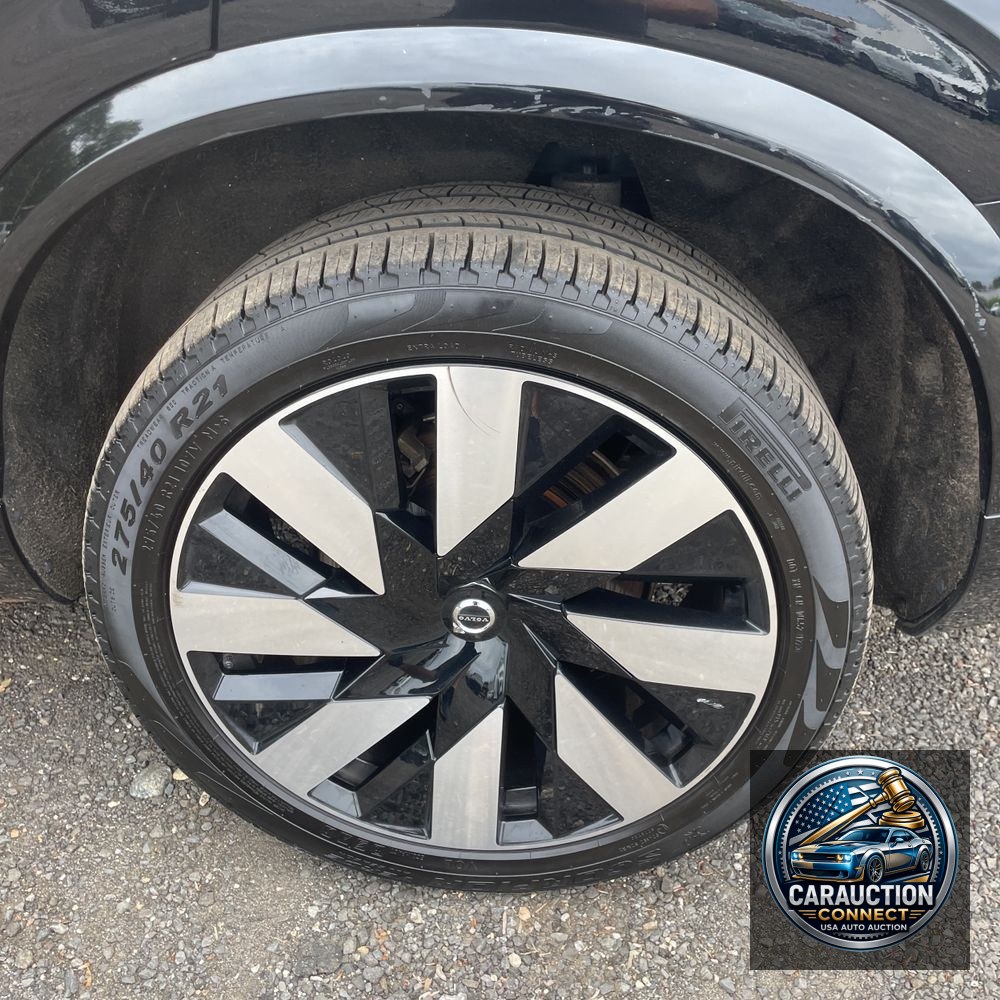2024 Volvo XC90 T8 - Ultimate PHEV