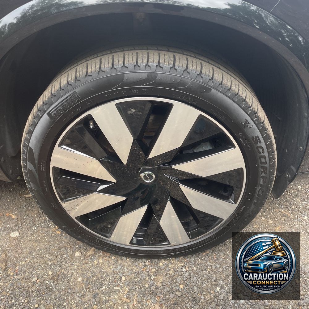 2024 Volvo XC90 T8 - Ultimate PHEV