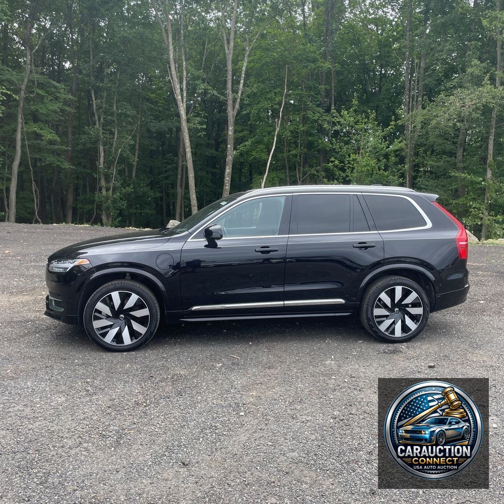 2024 Volvo XC90 T8 - Ultimate PHEV