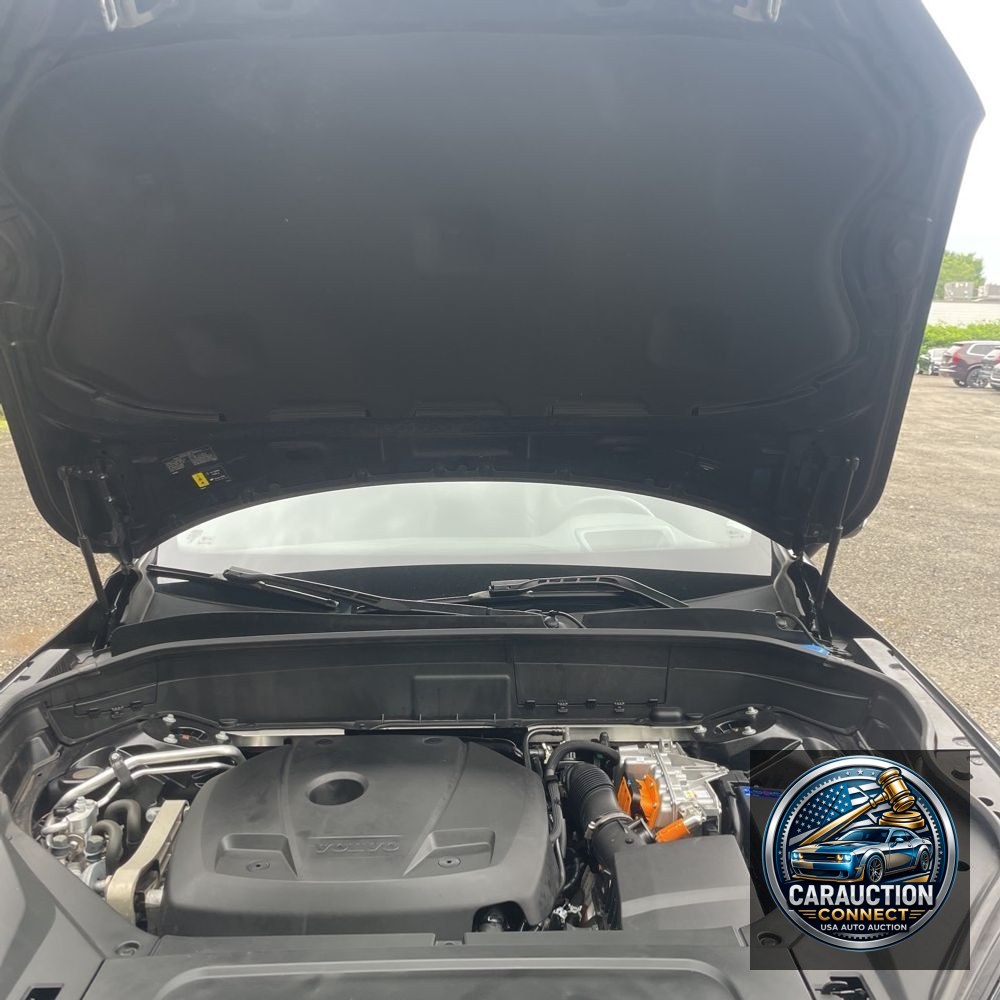 2024 Volvo XC90 T8 - Ultimate PHEV