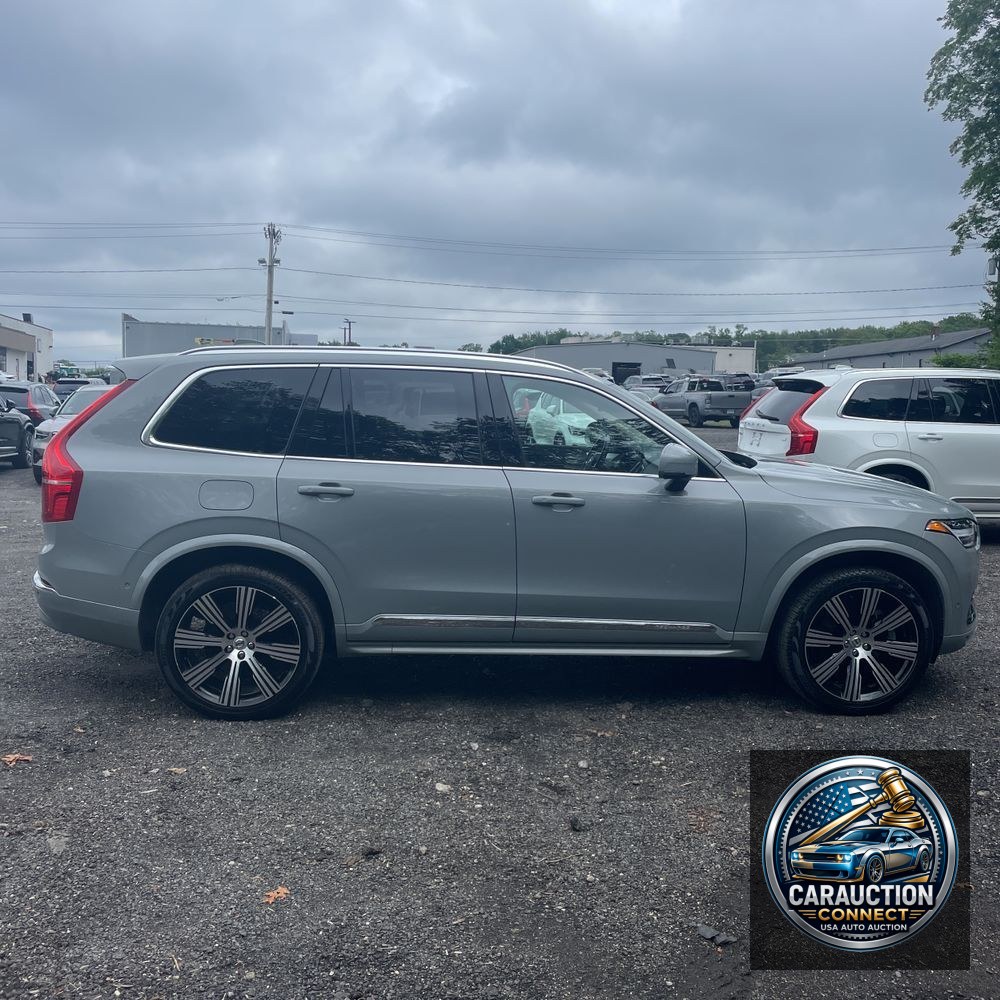 2024 Volvo XC90 T8 - Ultimate PHEV