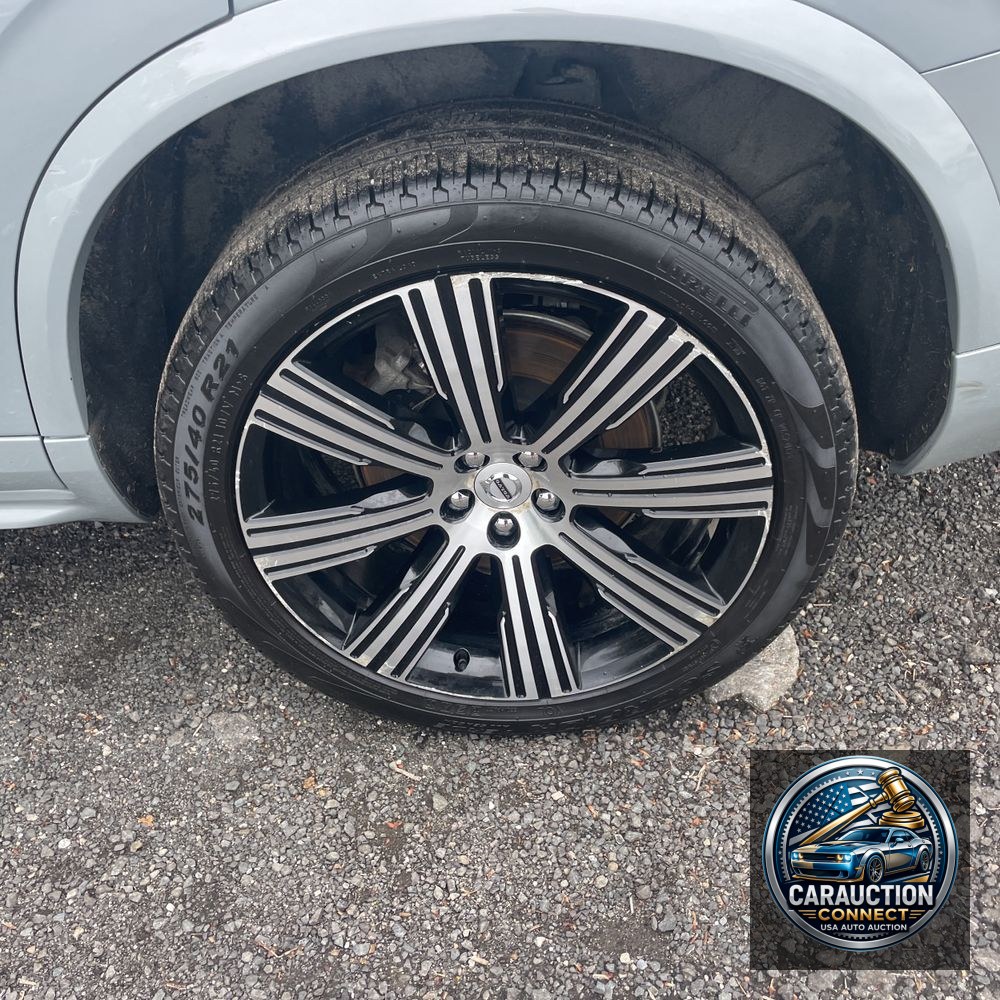 2024 Volvo XC90 T8 - Ultimate PHEV
