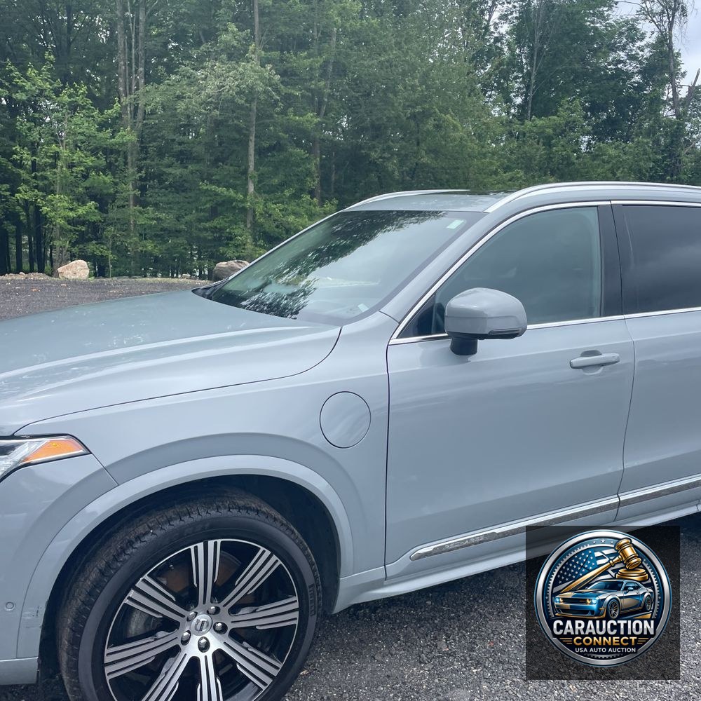 2024 Volvo XC90 T8 - Ultimate PHEV