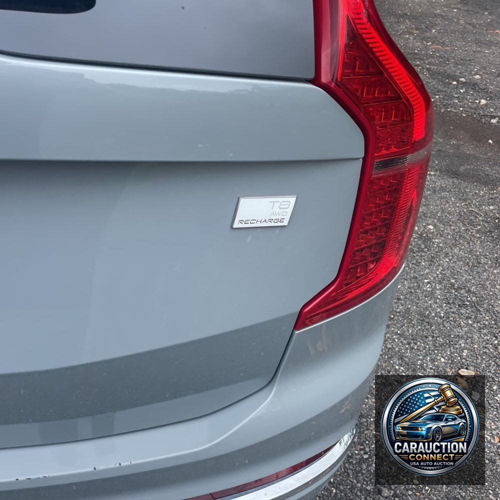 2024 Volvo XC90 T8 - Ultimate PHEV